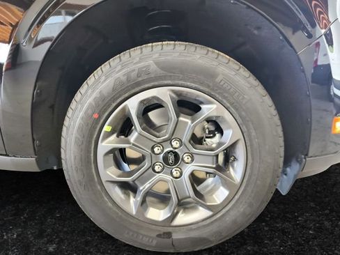 New 2025 Ford Maverick XLT w/ XLT Luxury Package AWD/4WD image 23