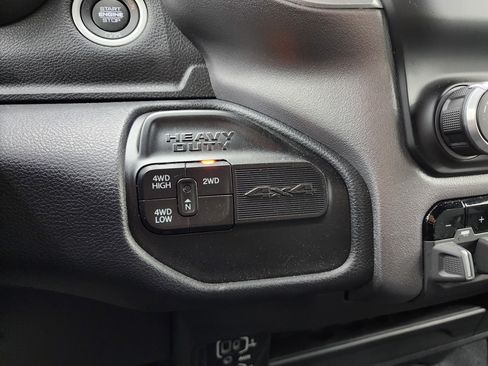 Used 2023 RAM 2500 Big Horn w/ Snow Chief Group image 43