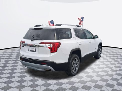 Used 2023 GMC Acadia SLT w/ Preferred Package FWD image 7
