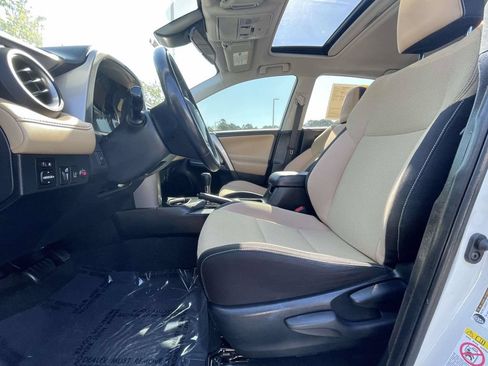 Used 2017 Toyota RAV4 XLE FWD image 18