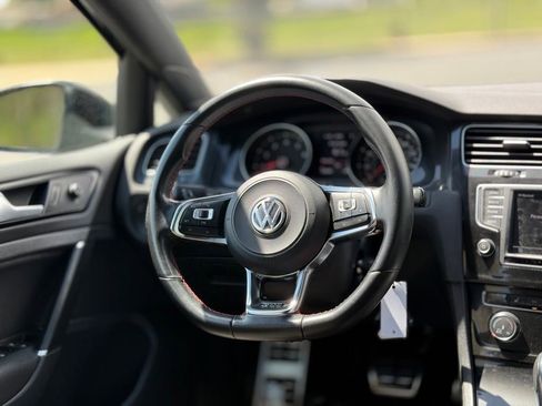 Used 2017 Volkswagen GTI S FWD image 12