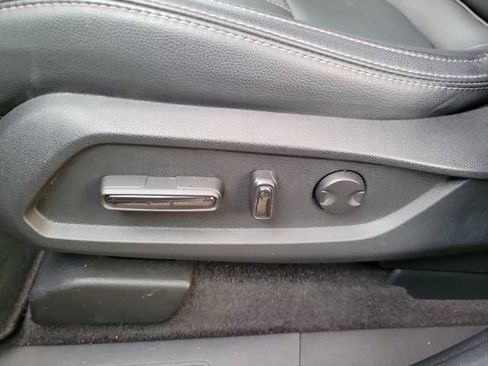 Used 2024 Honda Pilot EX-L image 12
