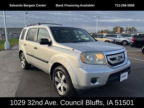 Used 2011 Honda Pilot LX image 2