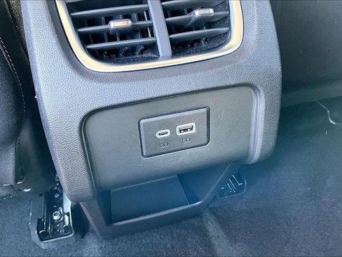 Used 2024 Chevrolet Blazer LT w/ Convenience Package image 37