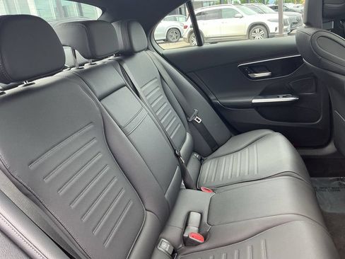 Used 2025 Mercedes-Benz C 300 4MATIC Sedan image 20