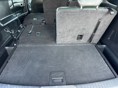 Used 2023 Ford Explorer Timberline image 15