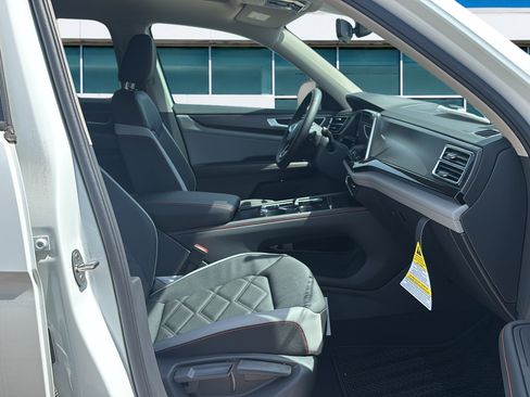 New 2026 Volkswagen Atlas Peak Edition AWD/4WD image 11