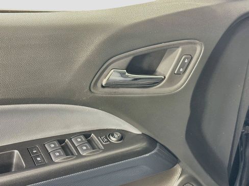 Used 2021 Chevrolet Colorado Z71 w/ Safety Package AWD/4WD image 12