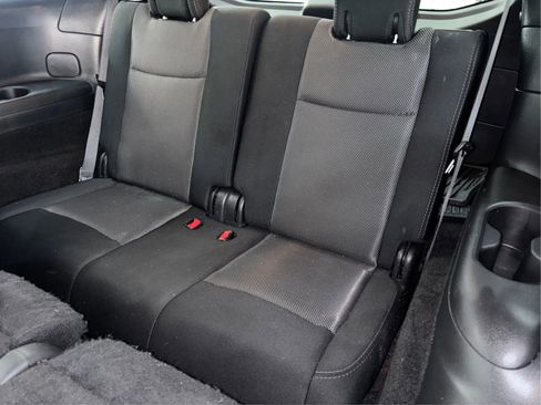 Used 2019 Nissan Pathfinder S AWD/4WD image 41
