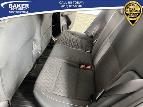 Used 2021 Nissan Kicks SV image 23