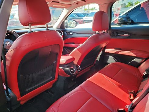 Used 2021 Alfa Romeo Stelvio Sprint w/ Nero Edizione RWD image 11