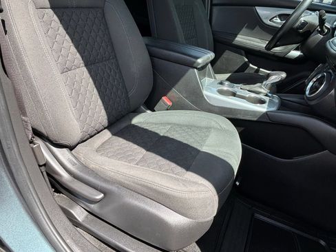 Used 2020 Chevrolet Blazer LT AWD/4WD image 23