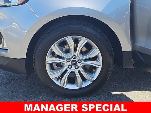 Used 2022 Ford Edge Titanium AWD/4WD image 36