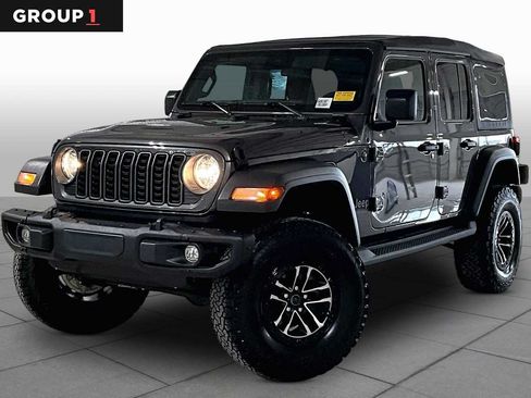 Used 2025 Jeep Wrangler Unlimited Sport AWD/4WD image 1