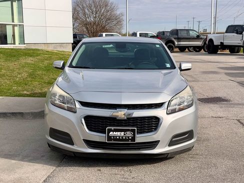 Used 2015 Chevrolet Malibu LT w/ Power Convenience Package image 8