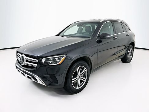 Certified 2022 Mercedes-Benz GLC 300 image 3