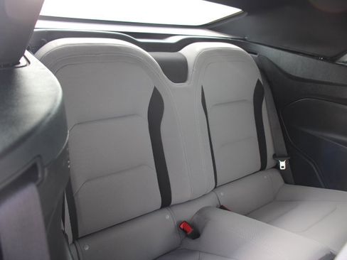 Used 2023 Chevrolet Camaro LT image 22