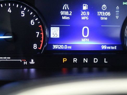 Used 2023 Ford Explorer XLT w/ Equipment Group 202A RWD image 8