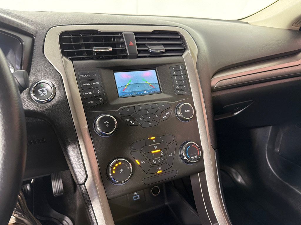 Used 2019 Ford Fusion S FWD image 16