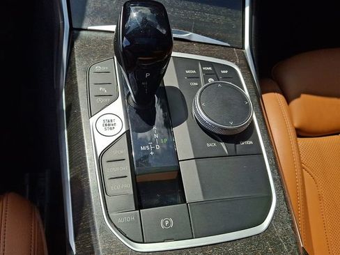 Used 2022 BMW 330i Sedan w/ Premium Package RWD image 21