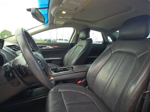 Used 2014 Lincoln MKZ w/ Equipment Group 102A Reserve FWD image 10