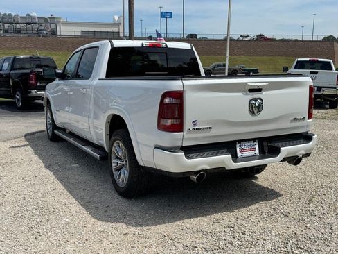 Used 2019 RAM 1500 Laramie AWD/4WD image 6