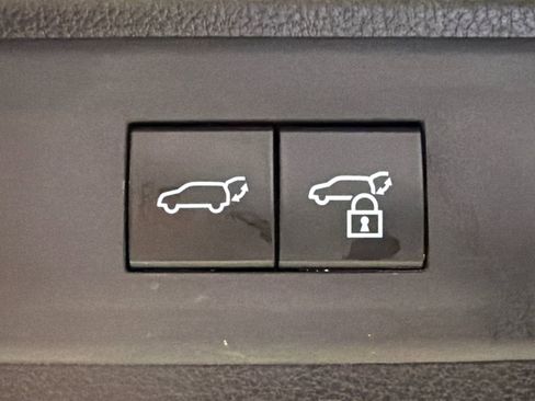 Used 2024 Toyota Grand Highlander Platinum image 20