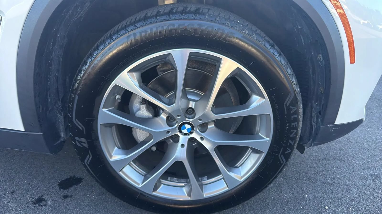 Used 2019 BMW X5 xDrive40i w/ Premium Package 2 AWD/4WD image 15