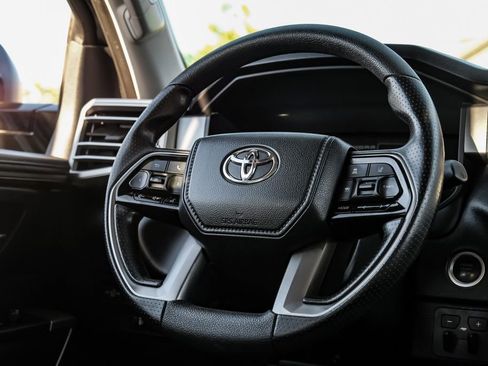 Used 2022 Toyota Tundra SR5 image 15