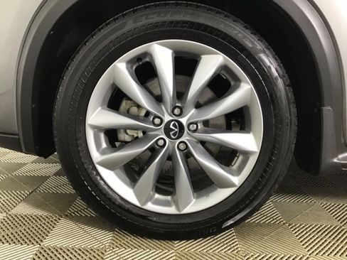 Used 2021 INFINITI QX50 Essential w/ Convenience Package image 25