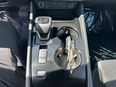 Used 2023 Nissan Rogue SV FWD image 20