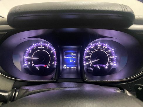 Used 2018 Toyota Avalon XLE Plus image 18