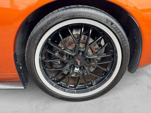 Used 2007 Chevrolet Corvette Convertible w/ Preferred Equipment Group RWD image 7