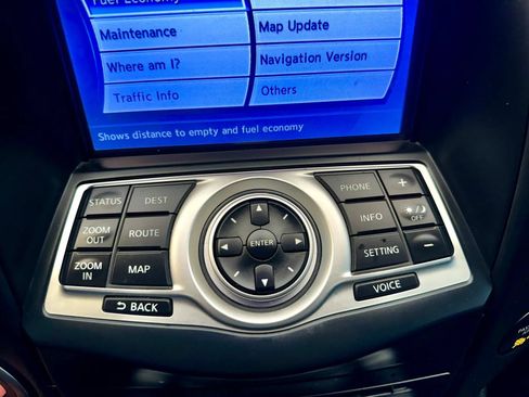Used 2016 Nissan 370Z Touring RWD image 21