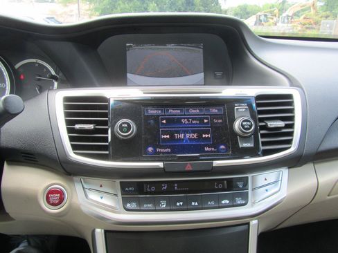 Used 2015 Honda Accord EX-L image 15