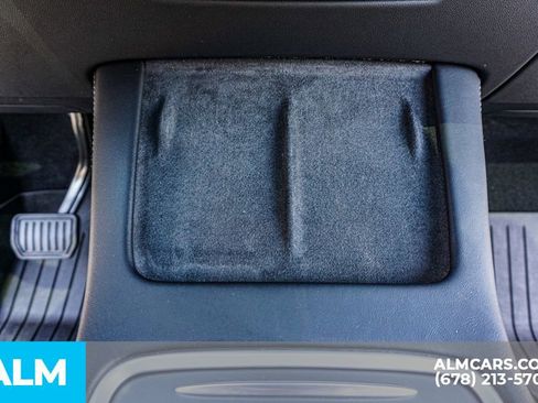 Used 2024 Tesla Model Y Long Range image 43