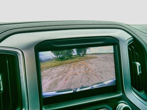 Used 2020 GMC Sierra 1500 SLT RWD image 17