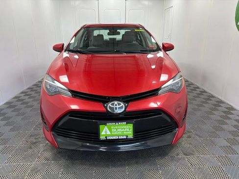 Used 2017 Toyota Corolla LE FWD image 2