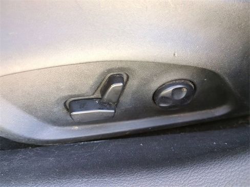 Used 2019 Jeep Compass Limited image 20