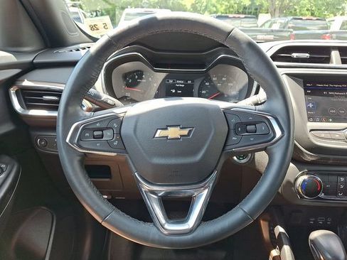 Used 2023 Chevrolet TrailBlazer ACTIV FWD image 11