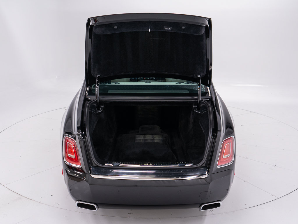 Certified 2018 Rolls-Royce Phantom Sedan RWD image 54