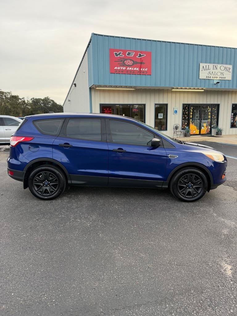 Used 2014 Ford Escape S FWD image 2
