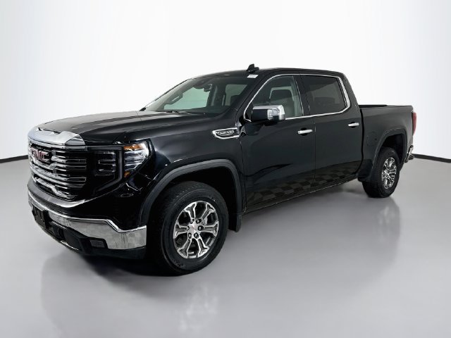 Used 2026 GMC Sierra 1500 SLT RWD image 4