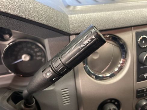 Used 2015 Ford F250 XLT w/ XLT Value Package image 19