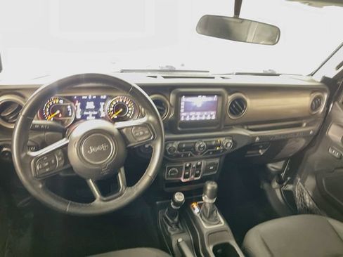Used 2018 Jeep Wrangler Unlimited Sport S AWD/4WD image 22