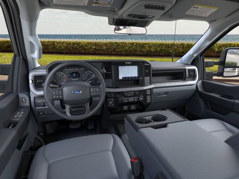 New 2025 Ford F450 XL w/ XL Chrome Package image 9