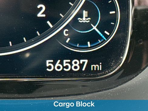 Used 2022 Hyundai Palisade Limited w/ Winter Package FWD image 15