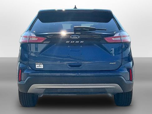 Used 2024 Ford Edge SEL w/ Convenience Package AWD/4WD image 4