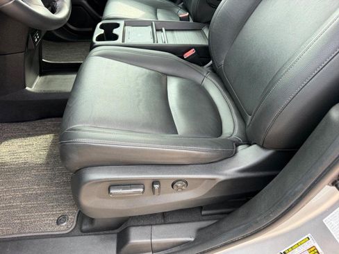 Certified 2025 Honda Odyssey EX-L image 23