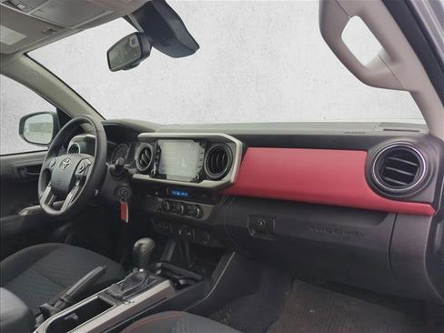 Certified 2022 Toyota Tacoma SR5 w/ Technology Package RWD image 26